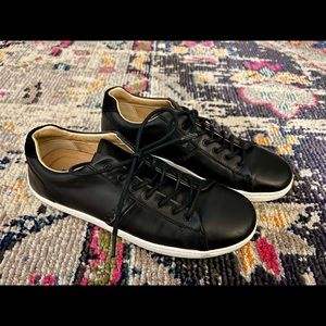 Piloti Women’s Leather Sneaker